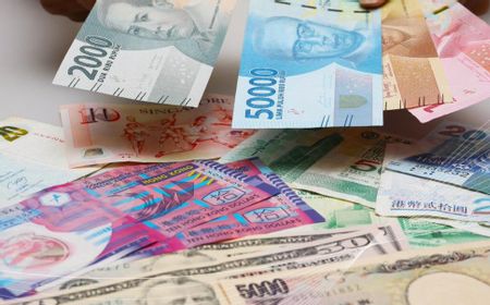 Rupiah Sore Ini Menguat ke Level Rp13.642 per Dolar AS