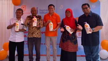 Guardian Presents Access To Sanitation And Distribute Soap For Thousands Of Indonesian Students