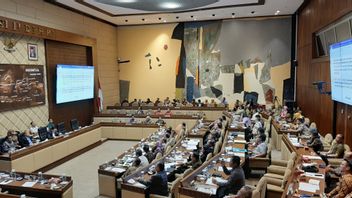 Ministry Of State Secretariat And DPR Meeting: Unlicensed Revitalization Of Monas
