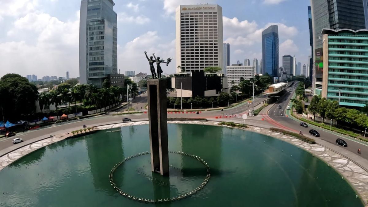 PKL Mengaku Jadi Korban Pemalakan Preman di Bundaran HI, Uang Dirampas Gerobak Dihancurkan