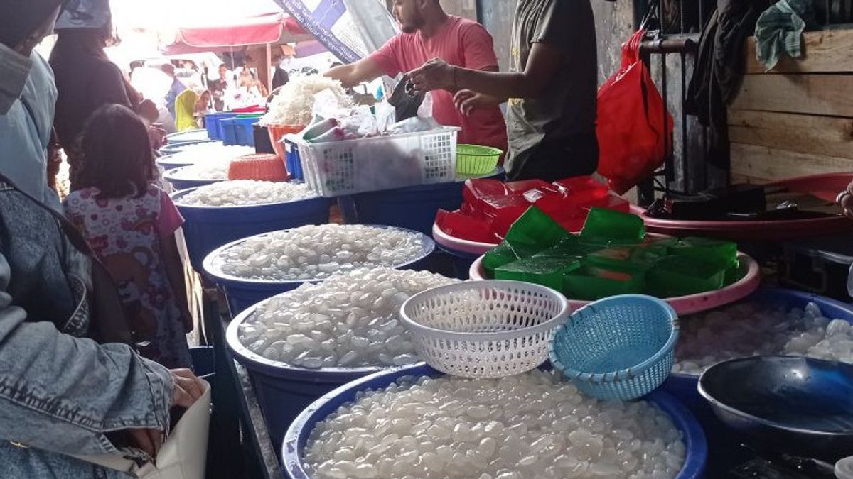 Ramadan Tiba, Permintaan Kolang-kaling di Pasar Rangkasbitung Capai 500 Kg per Hari