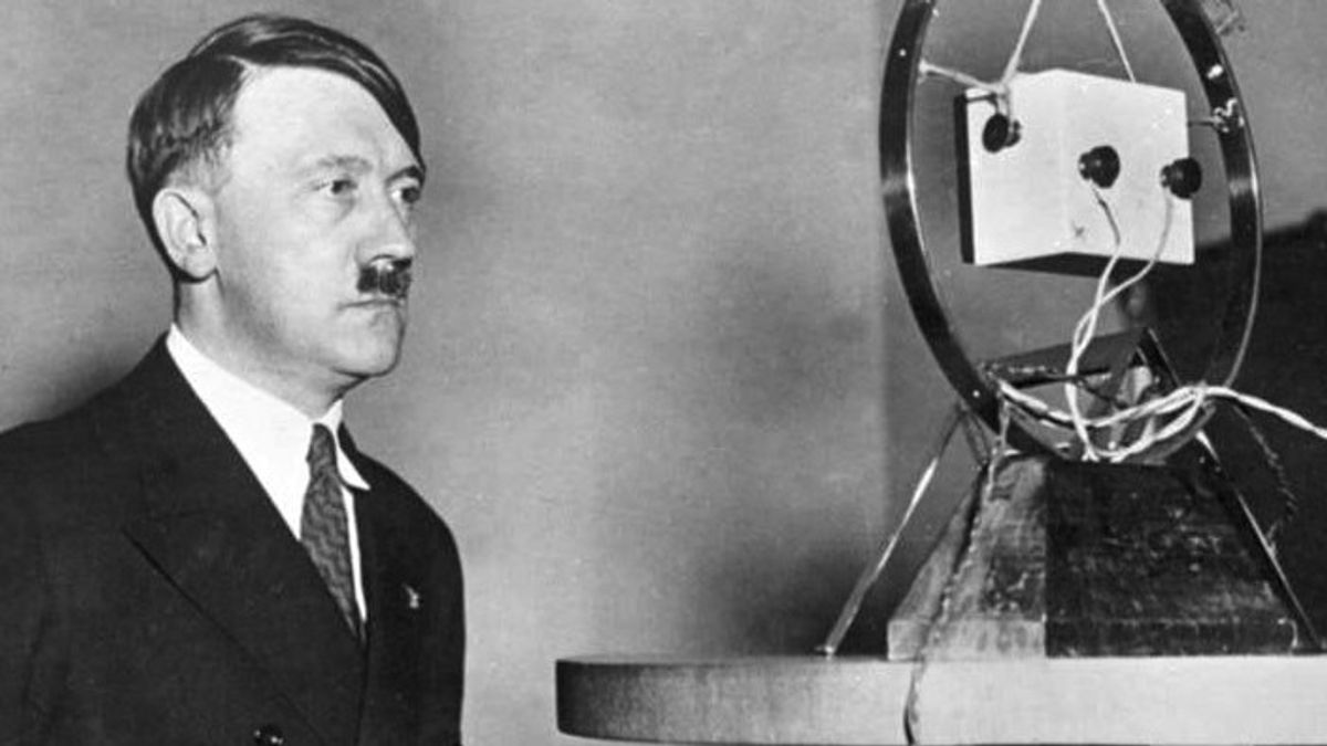 16 Januari dalam Sejarah: Adolf Hitler Bersembunyi di Bunker hingga Akhir Hayatnya