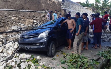 Tanah Longsor di Simalungun Timpa Mobil, 3 Orang Tewas