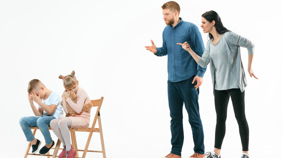 These are 8 Impacts of Parents Getting Angry Easily on Their Children That You Need To Fix.