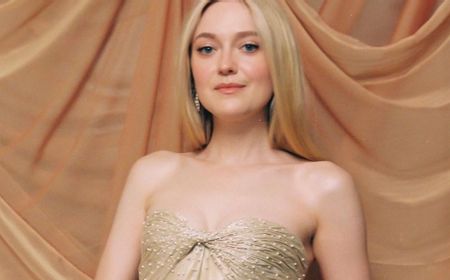 Berkarier Sejak Kecil, Dakota Fanning Akui Dapat Banyak Pertanyaan Aneh