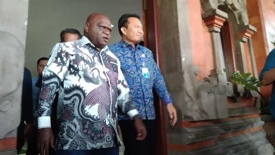 Minister Of Human Rights Asks Police To Completely Investigate Udayana Timothy's Student Death
