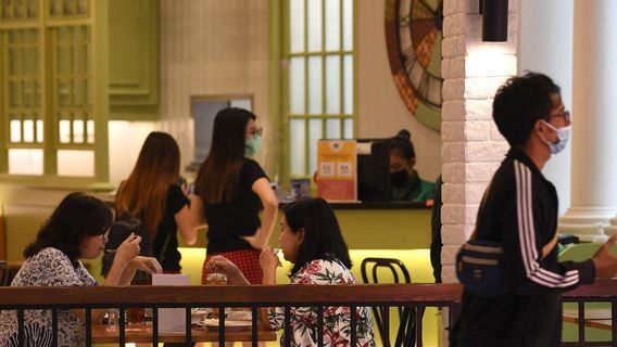 West Jakarta City Government Allows Restaurants To Open Until 02.00 WIB