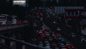 Anies Baswedan Pamer Kemacetan Jakarta Menurun, Tapi Kata Pengamat Itu Karena Pandemi