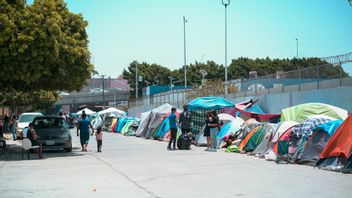 غرقت اليونان بطلاب اللجوء، وجمعت اليونان طلبا للتأكيد على موقفها المناهض لرابطة مناهضة التعذيب