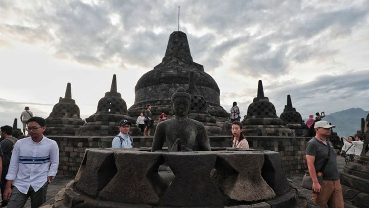 卢胡特说，前往婆罗浮屠寺Rp750，000的门票价格不是最终的，等待佐科威的决定