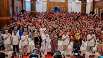 تم تنظيم تدريب 1000 من راقصي حزب جينجرينغ في جاكرتا ، وطلب من وزارة فادلي مينت الشباب الحفاظ على التقاليد