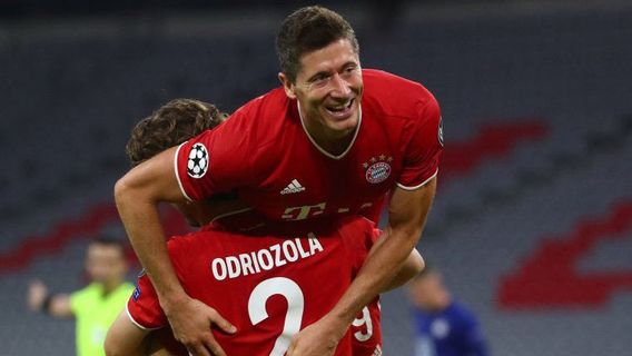 Lewandowski Et Qui Est Meilleur? Ceci Dit Vidal