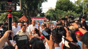Datangi Rumah Relawan, Prabowo Diteriaki Presiden