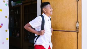 9 Tips Mempersiapkan Mental dan Emosional Anak di Hari Pertama Sekolah