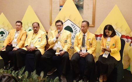 Sikap Golkar yang Tidak Mendukung Amandemen UUD 45