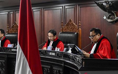 MK Tolak Permohonan Uji Materi Soal Syarat Caleg DPR, DPD dan DPRD