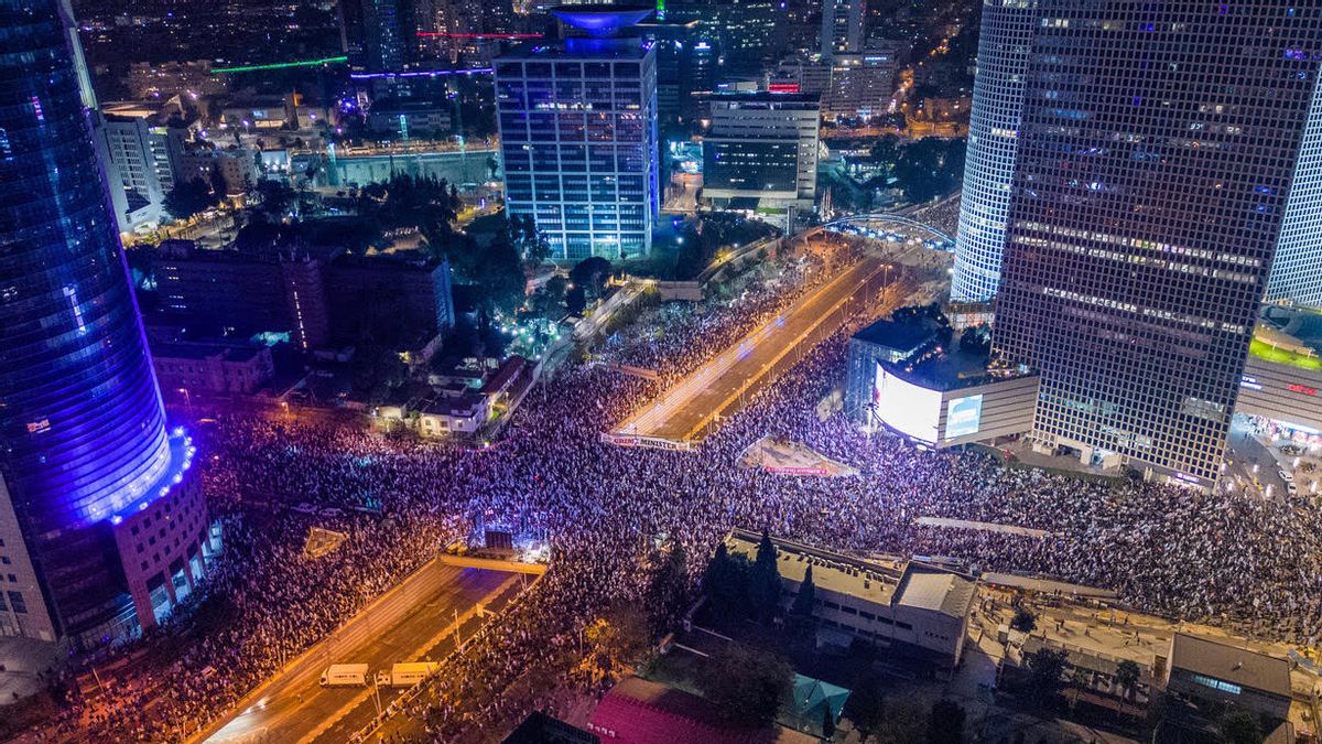 80 Thousand Residents Take To The Streets, Workers To Work Strike Diplomats: Israeli PM Netanyahu Postpones Judicial Reshuffle