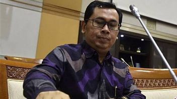 Yustinus Prastowo Bela Sri Mulyani yang Ditegur Bamsoet karena Tak Hadiri Rapat MPR: Jadwalnya Berbarengan