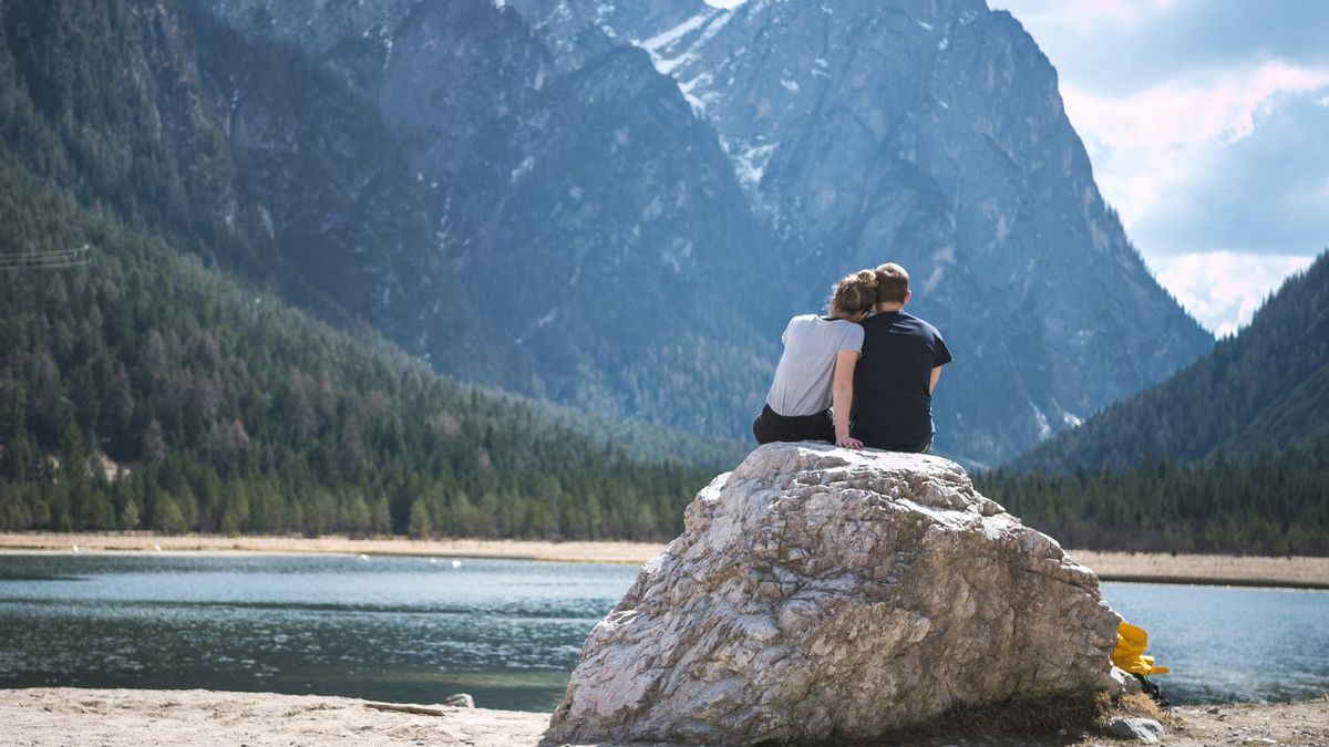 Une étude de l'OMS révèle que de nombreuses adolescentes âgées de 15 à 19 ans souffrent de violences physiques ou sexuelles de leurs partenaires