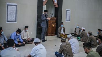 Cool! Bima Arya Walkot Distributes Rp1.4 Billion Aid To 58 Mosques In Bogor City