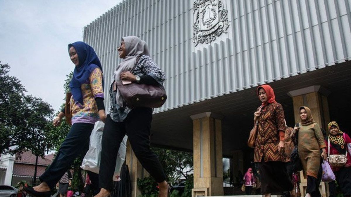 Daftar Golongan PNS, Gaji, dan Masa Kerja PNS 