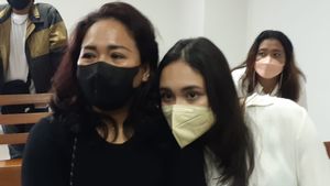 Hadiri Sidang Vonis Gaga Muhammad, Kakak dan Ibu Laura Anna Saling Bersandar Menguatkan