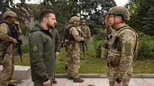 Presiden Zelensky Pecat Komandan Militer Senior Ukraina di Wilayah Timur yang Diperebutkan dengan Rusia