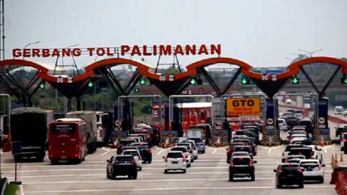 There Are 21 Electronic Cameras On The Toll Road To Monitor The Odd Even Homecoming System