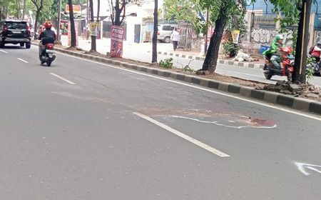 Sedang Naik Motor, Pasutri Tewas Dihantam Truk Fuso di Jalan Ring Road Jakbar