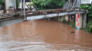 Kali Krukut Meluap, 2 RT di Cilandak Timur Banjir Hingga 1,6 Meter