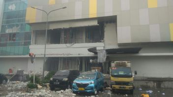 Polisi: Bukan Bom, Plafon Margo City Ambruk, 4 Orang Luka