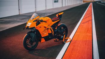 KTM 990 RC R Officially Launches, Highway Superbike With DNA Racing