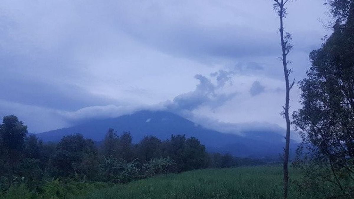 Today's Volcanology and Geological Disaster MitigationPVMBG Notes, Mount Raung 'Roar' Again
