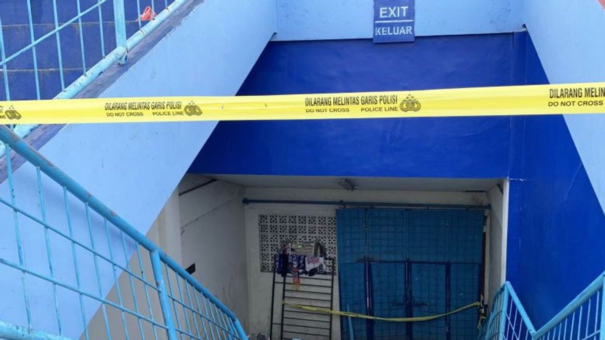 Komdis PSSI dan Panpel Arema FC Saling Bantah Soal Temuan Puluhan Botol Miras di Stadion Kanjuruhan