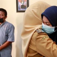 Tangis Haru Mega Dian, Kenang Sang Suami di Nanggala-402, 'Suami Saya Sudah Tenang di Sisi Allah' 