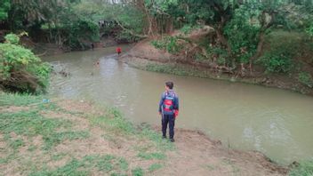 ワニに取り壊されたとされる、タンゲランの男はチマンセウリ川で釣りをしているときに行方不明になった
