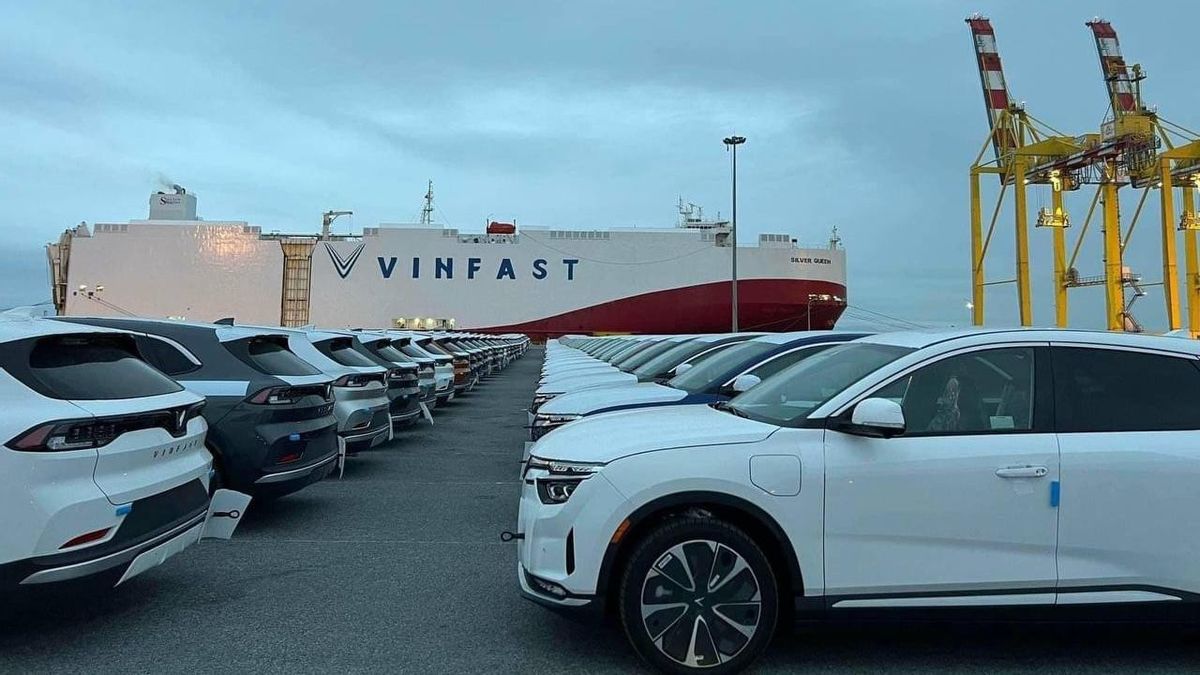 Trying To Enter The US Electric Car Market, 3 Leaders Of VinFast Vietnam Instead Leave