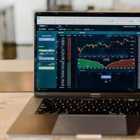 IHSG Rabu Sore Menguat 2,38 Persen ke Level 5.650,14