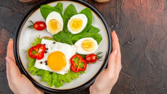 根据研究,一周每天吃卵子没有高胆固醇的风险,只要...