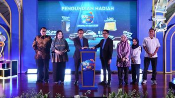 Umumkan Pemenang BRImo FSTVL 2024, Nasabah BRI Bawa Pulang Mobil Mewah hingga Ribuan Tabungan Emas