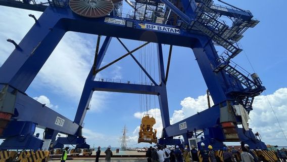 バトゥアンパル港での荷降ろしを加速、BPバタム島が韓国からのコンテナクレーンを発表