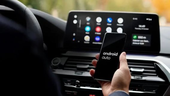 一些最新的宝马暂时没有Android Auto和Apple CarPlay。