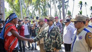 Mahfud MD Canangkan Gerakan Bangun Perbatasan di Pulau Moa Maluku
