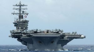 Kapal Induk USS Nimitz Melintasi Selat Malaka Gunakan Hak Transit