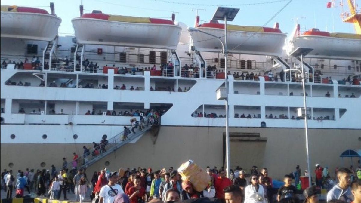 مساعدة المسافرين خلال عيد الميلاد والعام الجديد ، PT Pelni إضافة سفينة واحدة