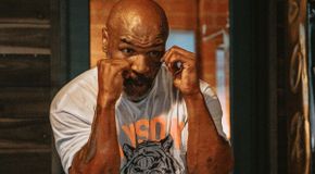 Jarang Ada yang Tahu: Mike Tyson dan Floyd Mayweather Ternyata Saling Membenci