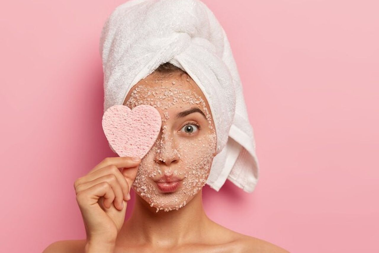 5 Ways To Do Safe Exfoliation At Home