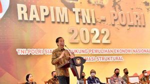 Jokowi Minta TNI-Polri Contohkan Kedisiplinan Nasional kepada Masyarakat
