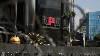 KPK Holds Bribes In 2016 PUPR Project Case