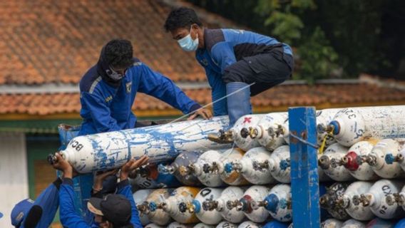Belajar dari India, Berikut  Cara untuk Antisipasi Kelangkaan Tabung Oksigen Saat COVID Melonjak